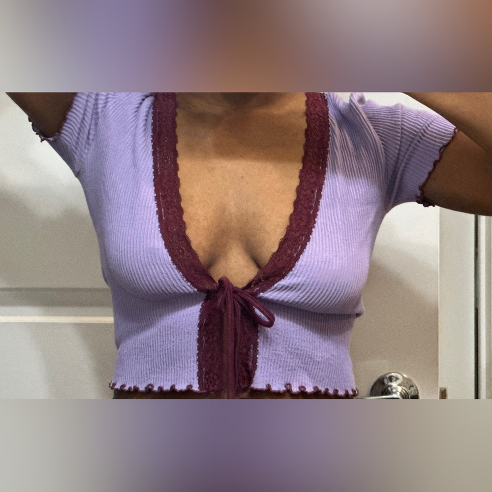 NWOT Lace Trim Tie-Front Top